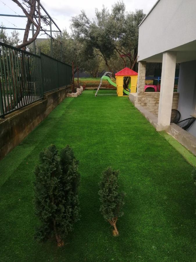 Apartman Marita Kaštela Exterior foto