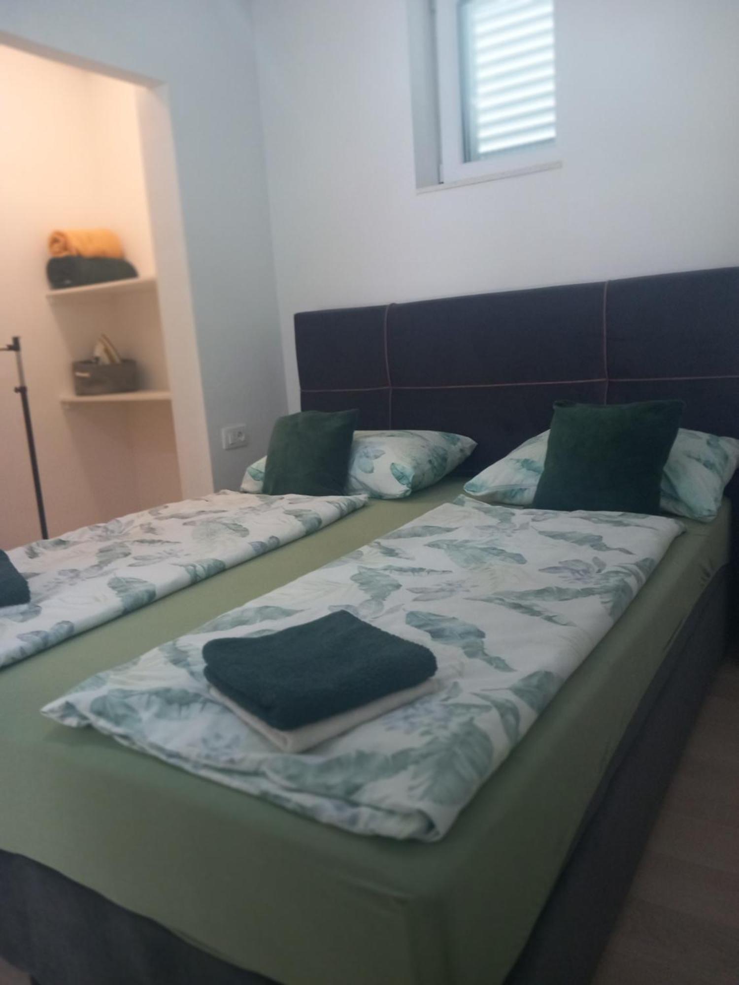 Apartman Marita Kaštela Exterior foto